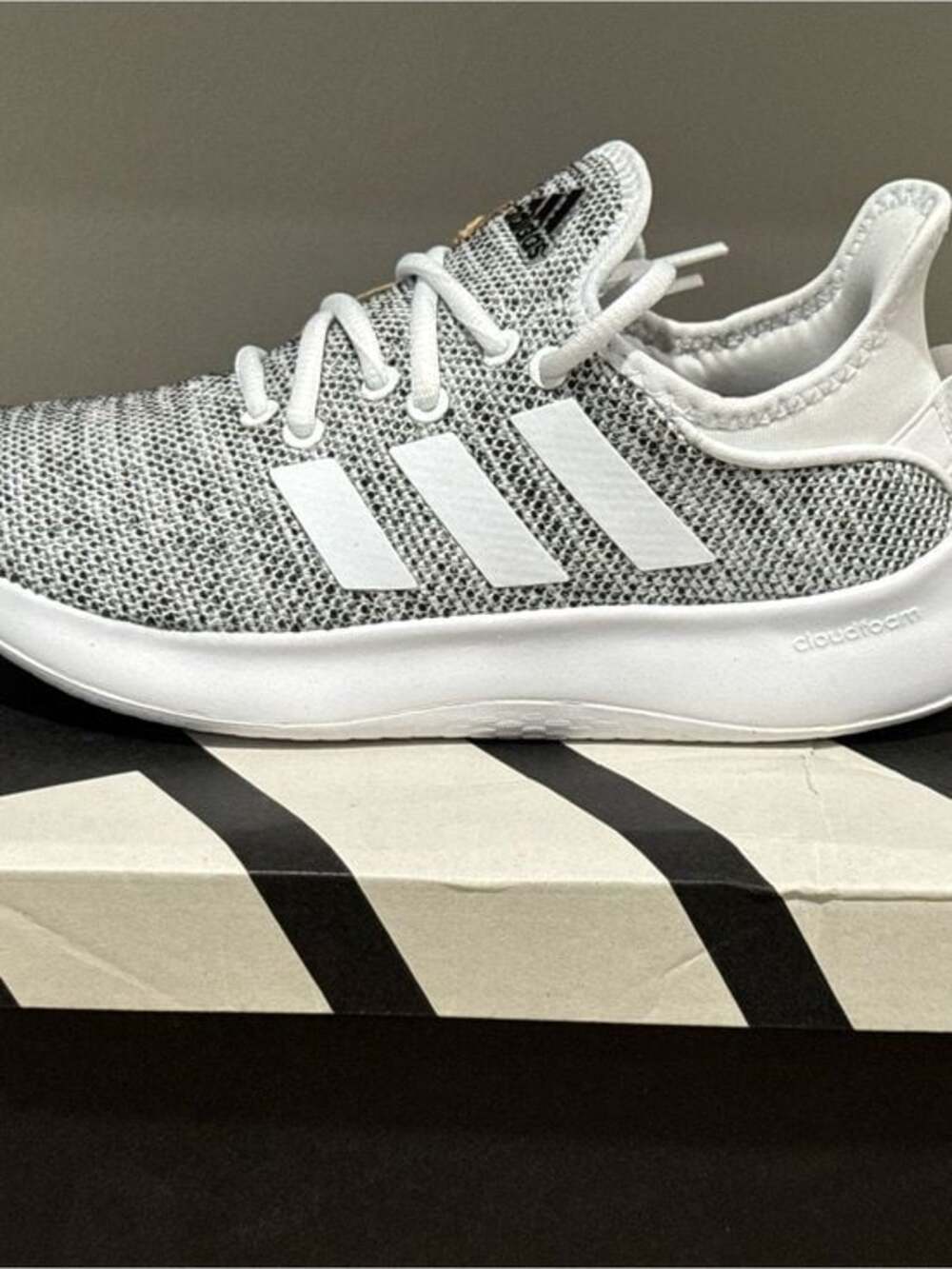 NIB Adidas Cloudfoam Pure, Women’s size 5.5, White & Gray Knit Running Shoe